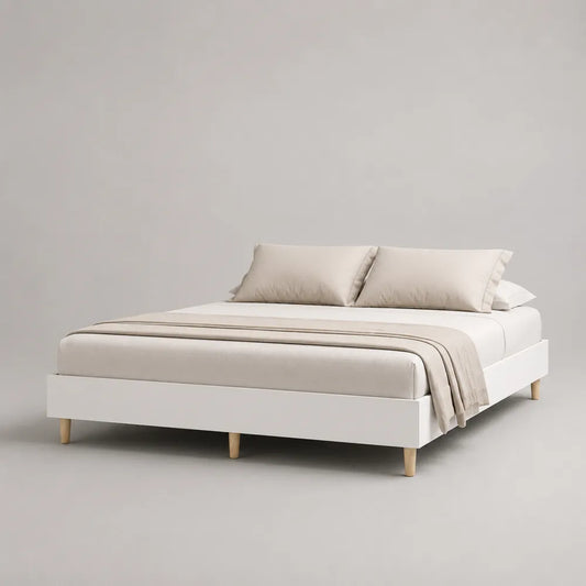 Lit cadre 160 x 200 cm structure MDF blanc sans tête de lit sommier à lattes pieds bois naturel forme rectangulaire